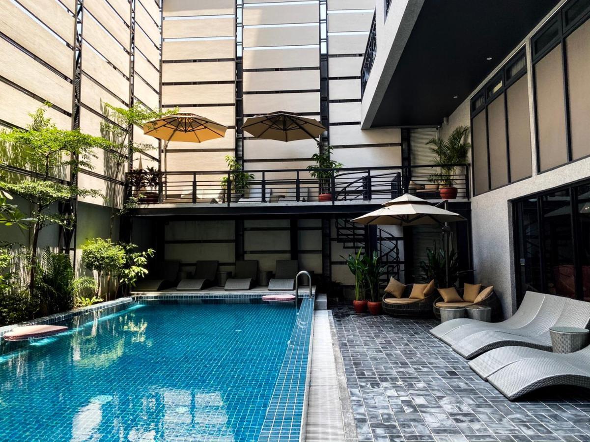 Check Inn Phnom Penh Bkk1 Экстерьер фото